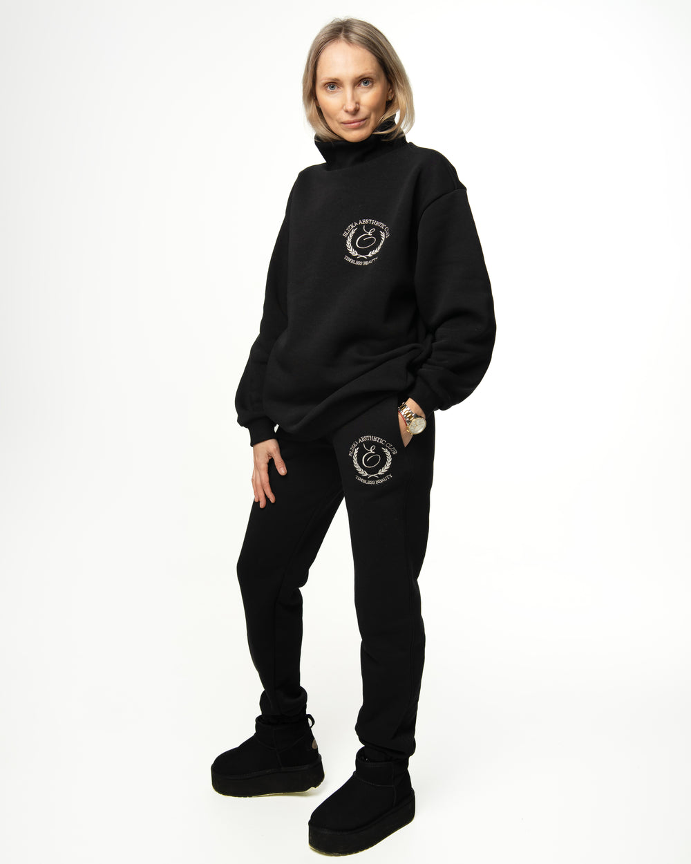 Bluza "Czarna Esencja"